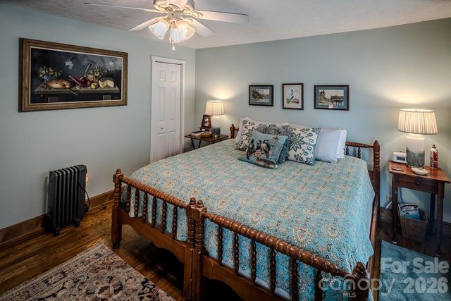 5950 N US 19e Highway, Newland, NC 28657