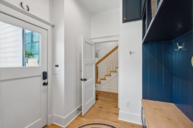 208 Mccormick Street, Mount Pleasant, SC 29464