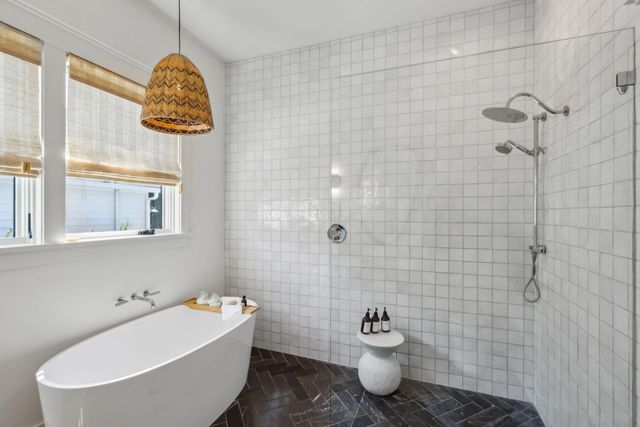 208 Mccormick Street, Mount Pleasant, SC 29464