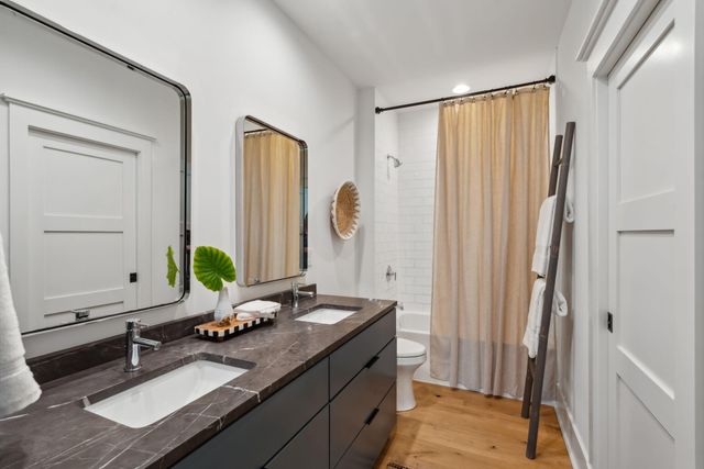 208 Mccormick Street, Mount Pleasant, SC 29464