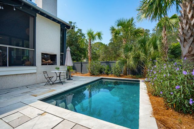 208 Mccormick Street, Mount Pleasant, SC 29464