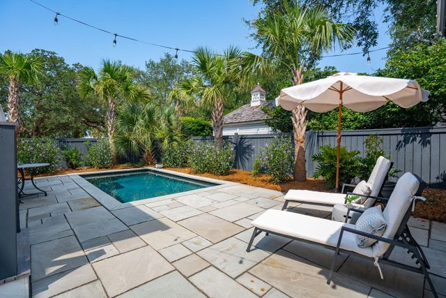 208 Mccormick Street, Mount Pleasant, SC 29464