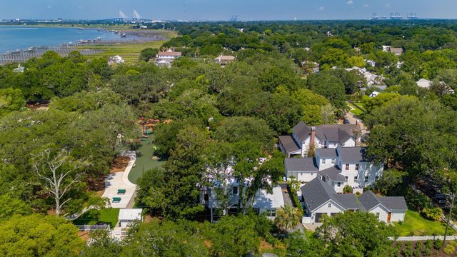 208 Mccormick Street, Mount Pleasant, SC 29464