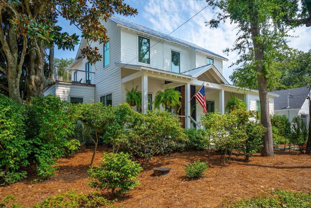 208 Mccormick Street, Mount Pleasant, SC 29464