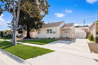 2155 Euclid Avenue, Long Beach, CA 90815