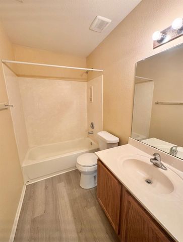 12809 Wood Lily TRL, Elgin, TX 78621