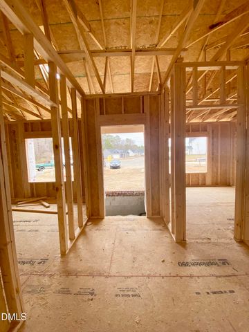 121 Gates Way, Sanford, NC 27332