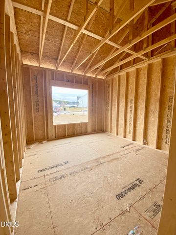 121 Gates Way, Sanford, NC 27332