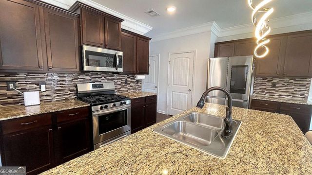 33 Ivey Hollow Circle, Dawsonville, GA 30534