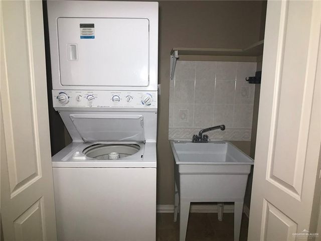 242 San Jacinto Street, Mission, TX 78572