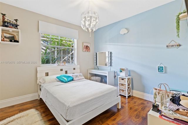 1533 Cardinal Way, Weston, FL 33327