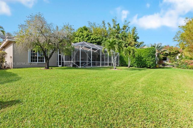 1533 Cardinal Way, Weston, FL 33327