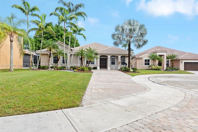 1533 Cardinal Way, Weston, FL 33327