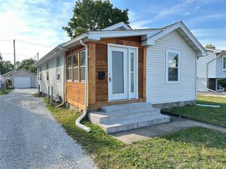3306 E 7th Street, Des Moines, IA 50316