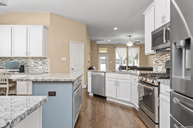 2908 Pawtucket Rd, Schertz, TX 78108