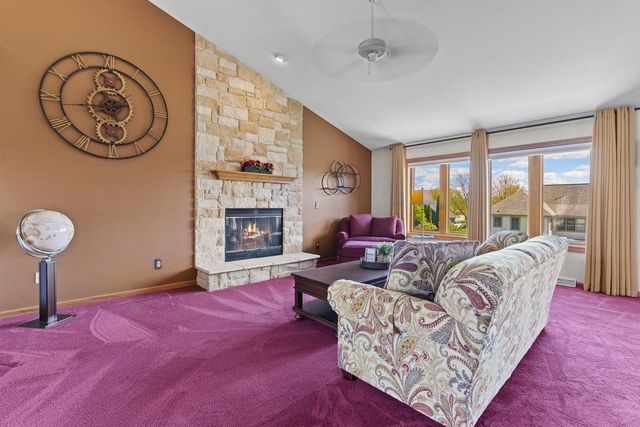 1227 Wegner DRIVE, Mukwonago, WI 53149