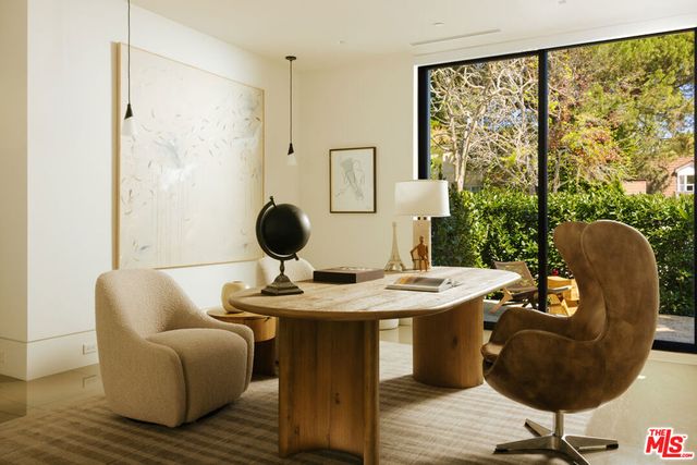 219 Homewood Road, Los Angeles, CA 90049