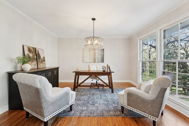 215 Rolling Fork Ct, Nashville, TN 37205