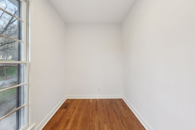 215 Rolling Fork Ct, Nashville, TN 37205