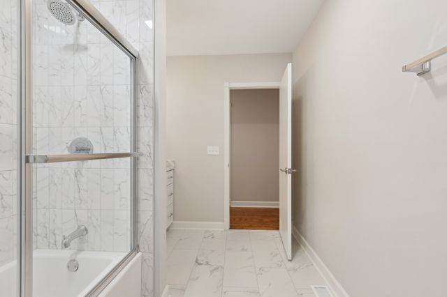 215 Rolling Fork Ct, Nashville, TN 37205