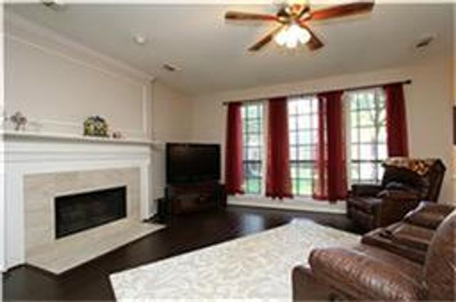 3614 Babbling Creek Drive, Houston, TX 77345