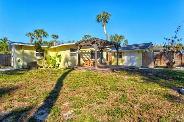 612 FRANCES STREET, Nokomis, FL 34275