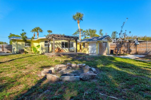 612 FRANCES STREET, Nokomis, FL 34275