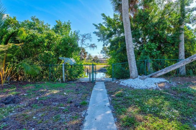 612 FRANCES STREET, Nokomis, FL 34275