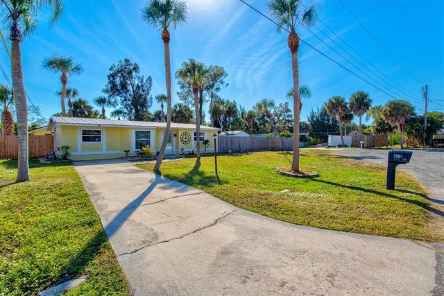 612 FRANCES STREET, Nokomis, FL 34275