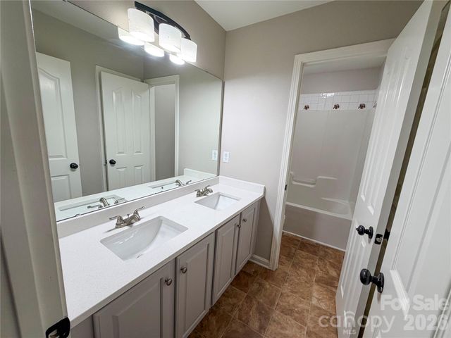17224 Cambridge Woods Court, Charlotte, NC 28277
