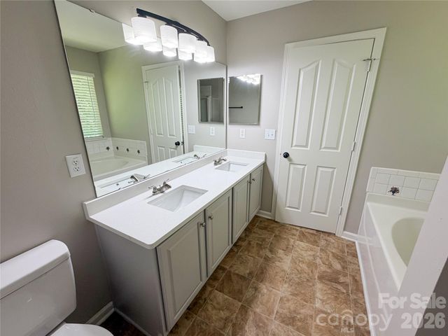 17224 Cambridge Woods Court, Charlotte, NC 28277
