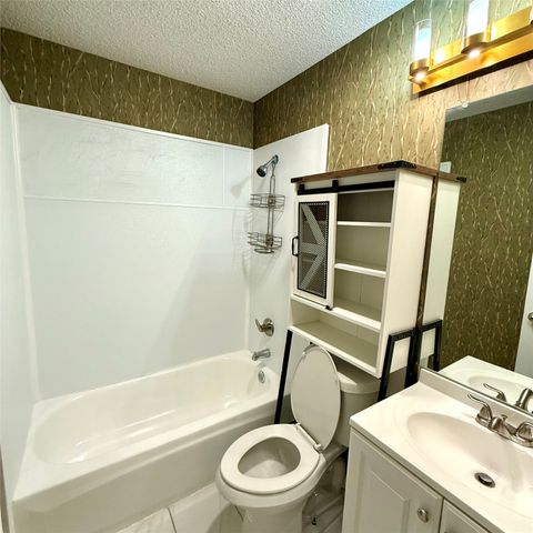 3047 Renaissance Court, Dallas, TX 75287