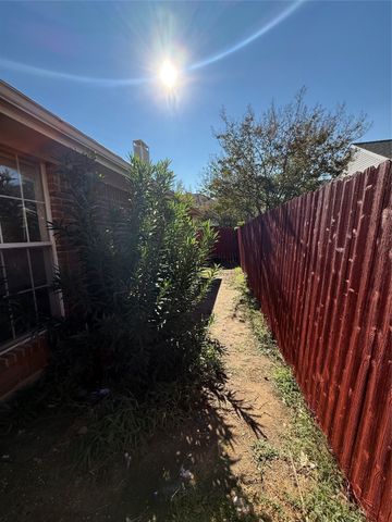 3047 Renaissance Court, Dallas, TX 75287