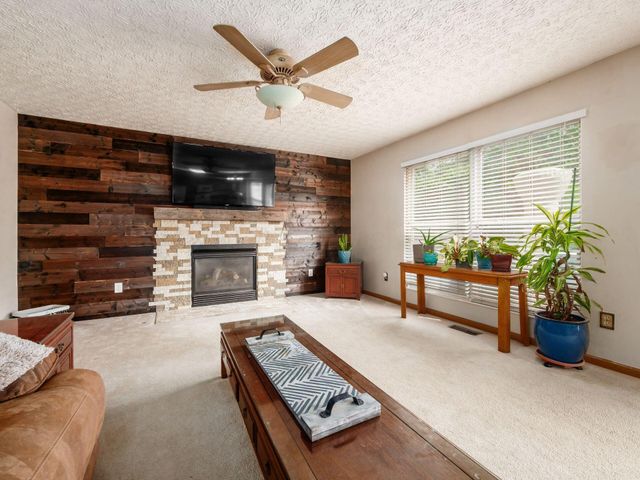 1360 Great Hunter Drive, Grove City, OH 43123