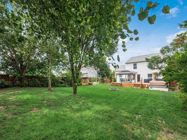1360 Great Hunter Drive, Grove City, OH 43123