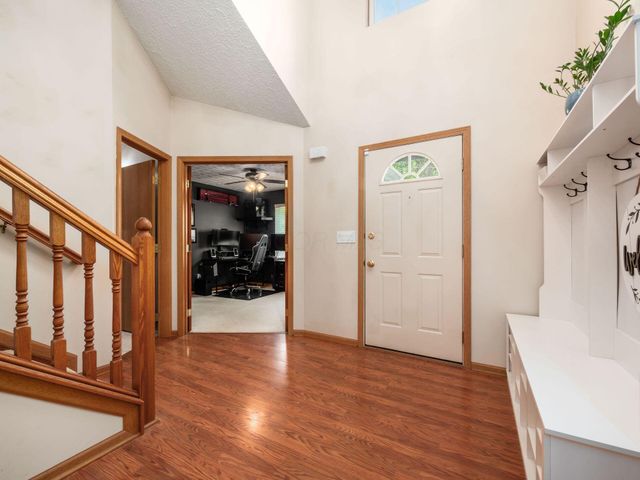 1360 Great Hunter Drive, Grove City, OH 43123