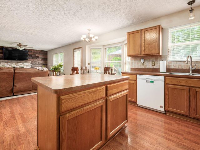 1360 Great Hunter Drive, Grove City, OH 43123