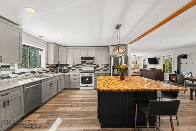 34 Mountain Springs Lane, Bozeman, MT 59715