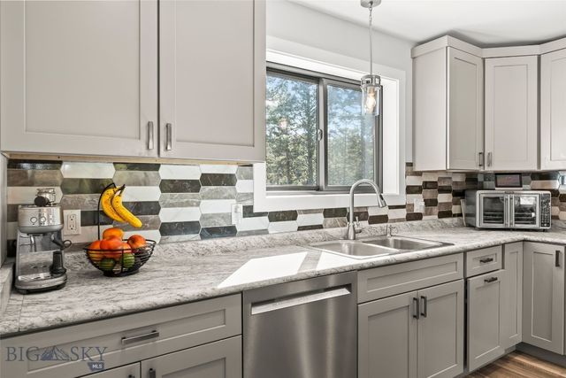 34 Mountain Springs Lane, Bozeman, MT 59715