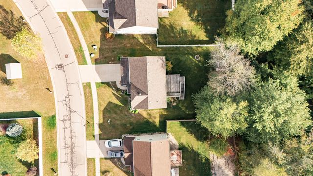 49 Lake Ridge Drive, Mason, MI 48854