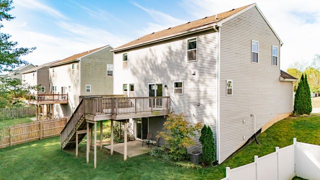 49 Lake Ridge Drive, Mason, MI 48854