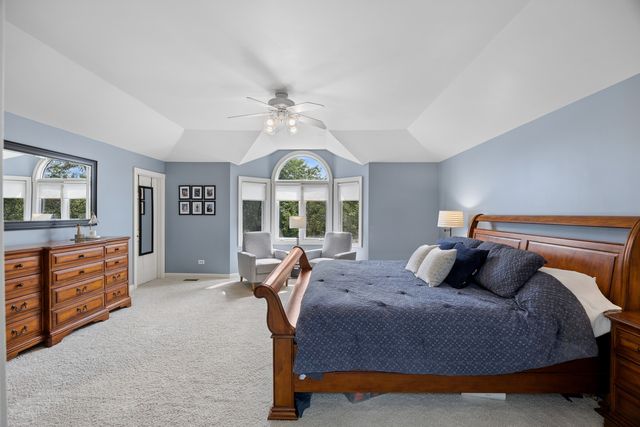 15518 Harbor Town Drive, Orland Park, IL 60462