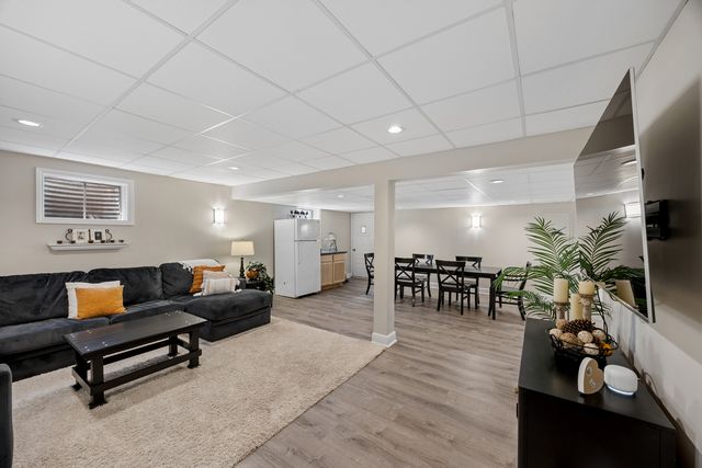 15518 Harbor Town Drive, Orland Park, IL 60462