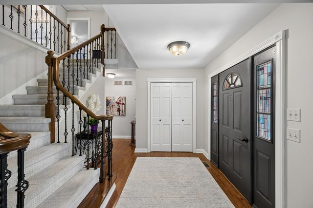 15518 Harbor Town Drive, Orland Park, IL 60462