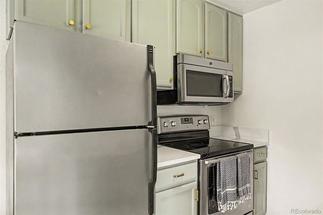 1190 Clermont Street 202, Denver, CO 80220