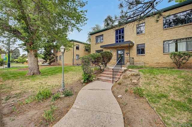 1190 Clermont Street 202, Denver, CO 80220