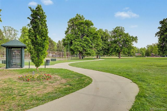 1190 Clermont Street 202, Denver, CO 80220