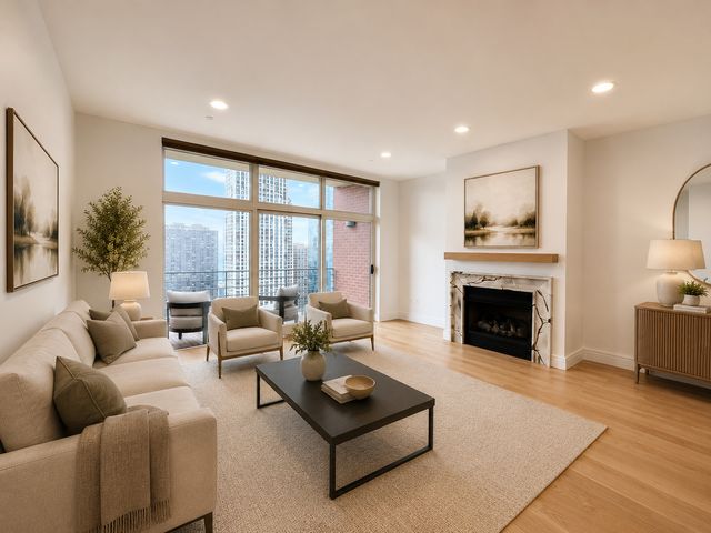 415 E North Water Street 2701, Chicago, IL 60611