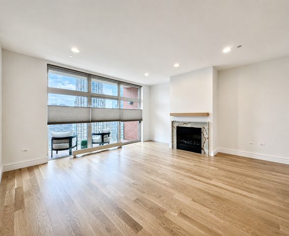 415 E North Water Street 2701, Chicago, IL 60611
