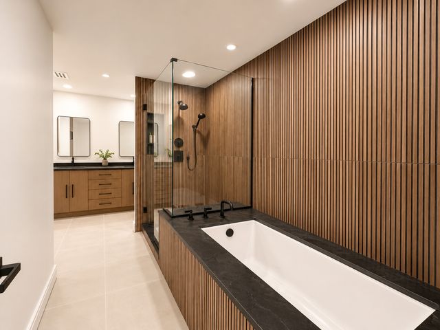 415 E North Water Street 2701, Chicago, IL 60611